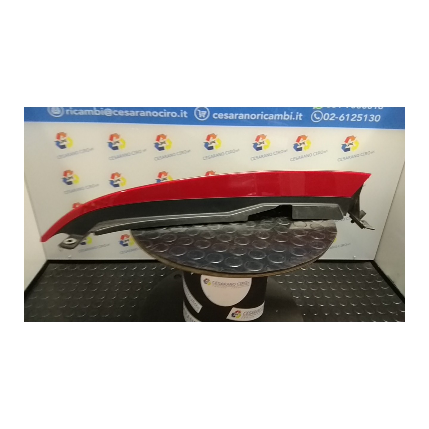 FANALE POST. PARTE SUP. DX. 104 VOLVO XC90 (08/02-) D5244T4 30678221