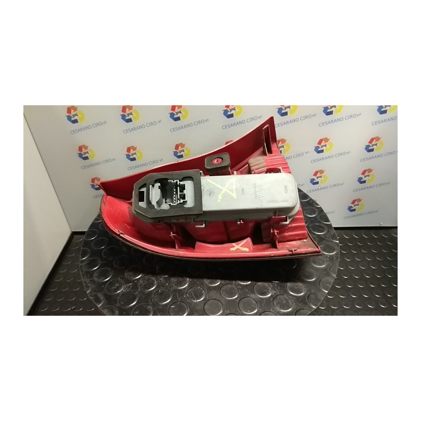 FANALE POST. DX. 022 RENAULT CLIO 2A SERIE (05/01-11/10) D4FG7 8200917487