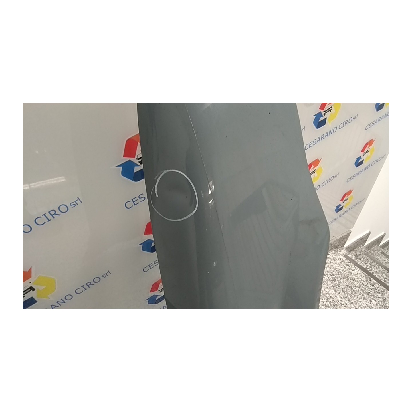 PARAFANGO ANT. DX. 011 MITSUBISHI L200 (12/04-02/06) 4D56 MR954768