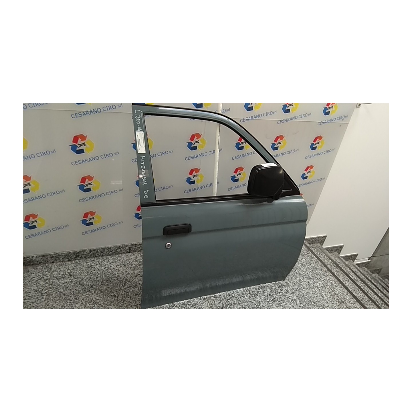 PORTA ANT. DX. 017 MITSUBISHI L200 (12/04-02/06) 4D56 MR178062