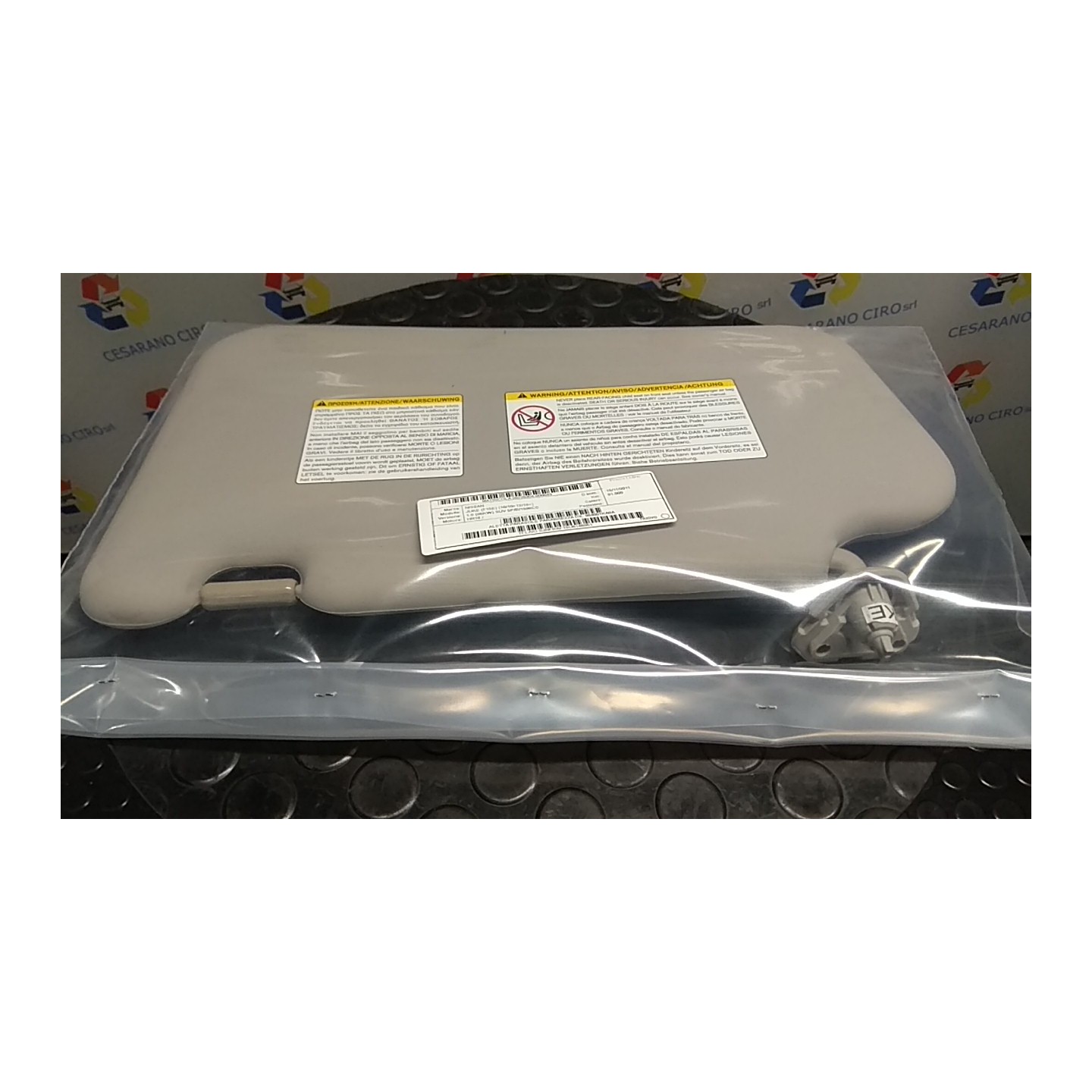 ALETTA PARASOLE PARABREZZA DX. 043 NISSAN JUKE (F15E) (10/10-12/18) HR16 964001KA0A