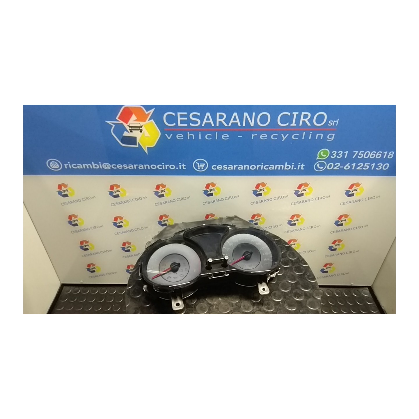 QUADRO STRUMENTI COMPL. 051 NISSAN JUKE (F15E) (10/10-12/18) HR16 248101KA0A