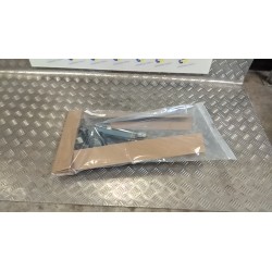 ALZACRISTALLO ELETTR. PORTA POST. C/MOTORINO DX. 044 NISSAN QASHQAI (J10E/JJ10E) (02/07-12 K9K 82700JD40A