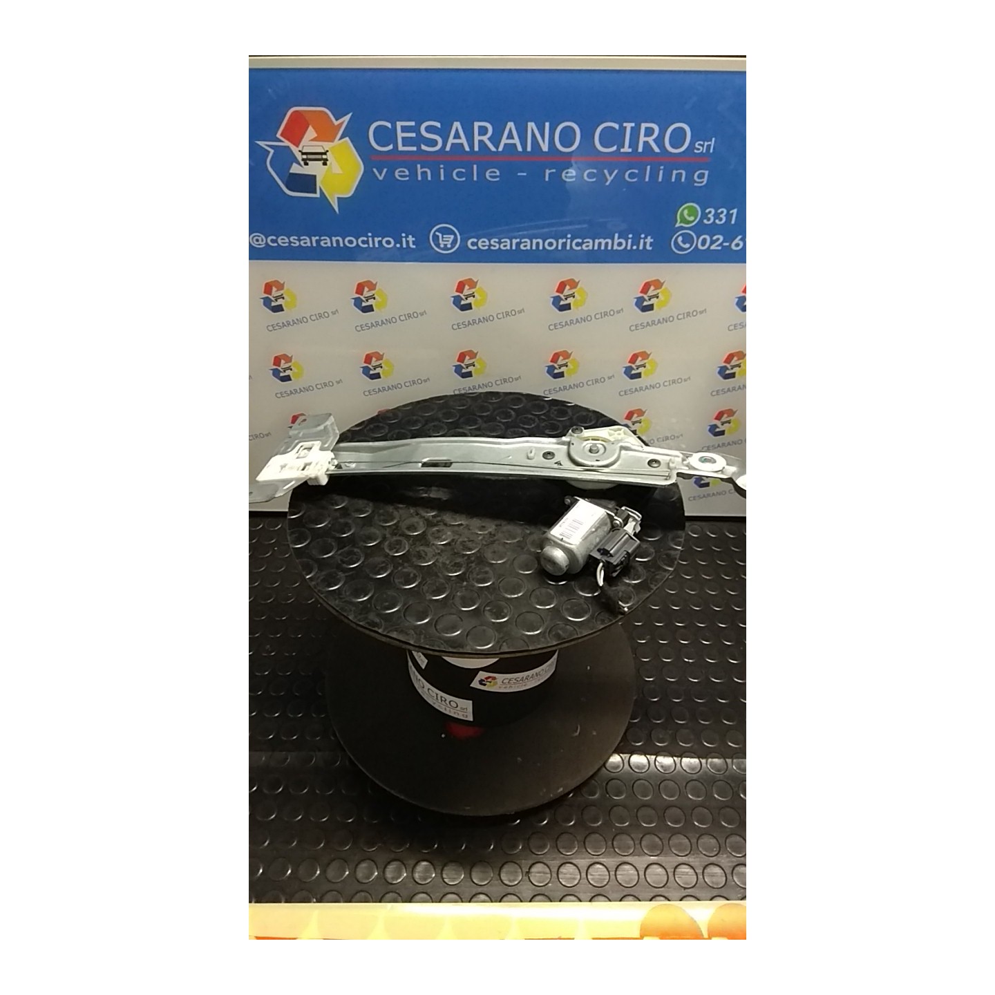 ALZACRISTALLO ELETTR. PORTA ANT. C/MOTORINO DX. 118 FORD KA+ (CDU) (04/16-05/19) YSKD 2021078