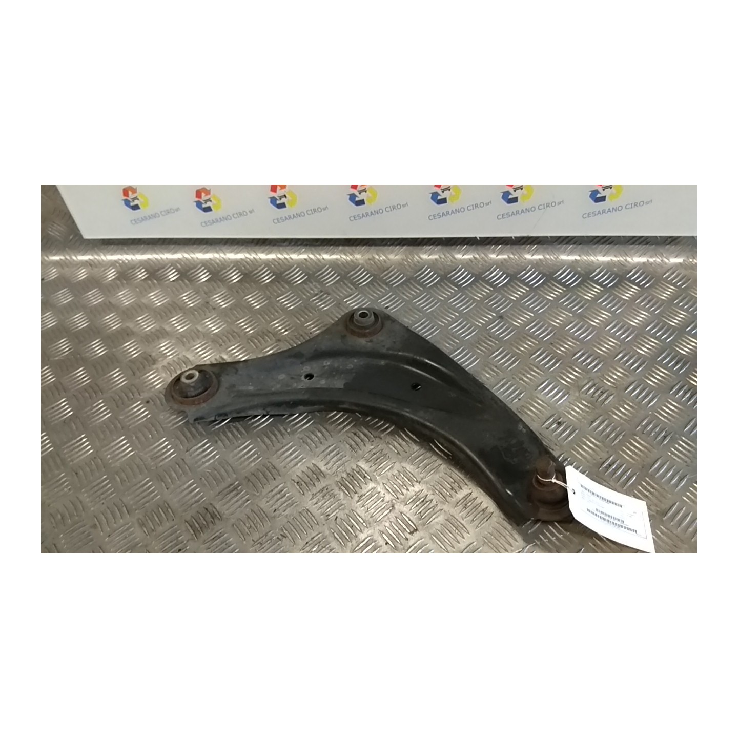 BRACCIO OSCILLANTE SOSP. ANT. DX. 008 NISSAN JUKE (F15E) (10/10-12/18) HR16 54500BA60A