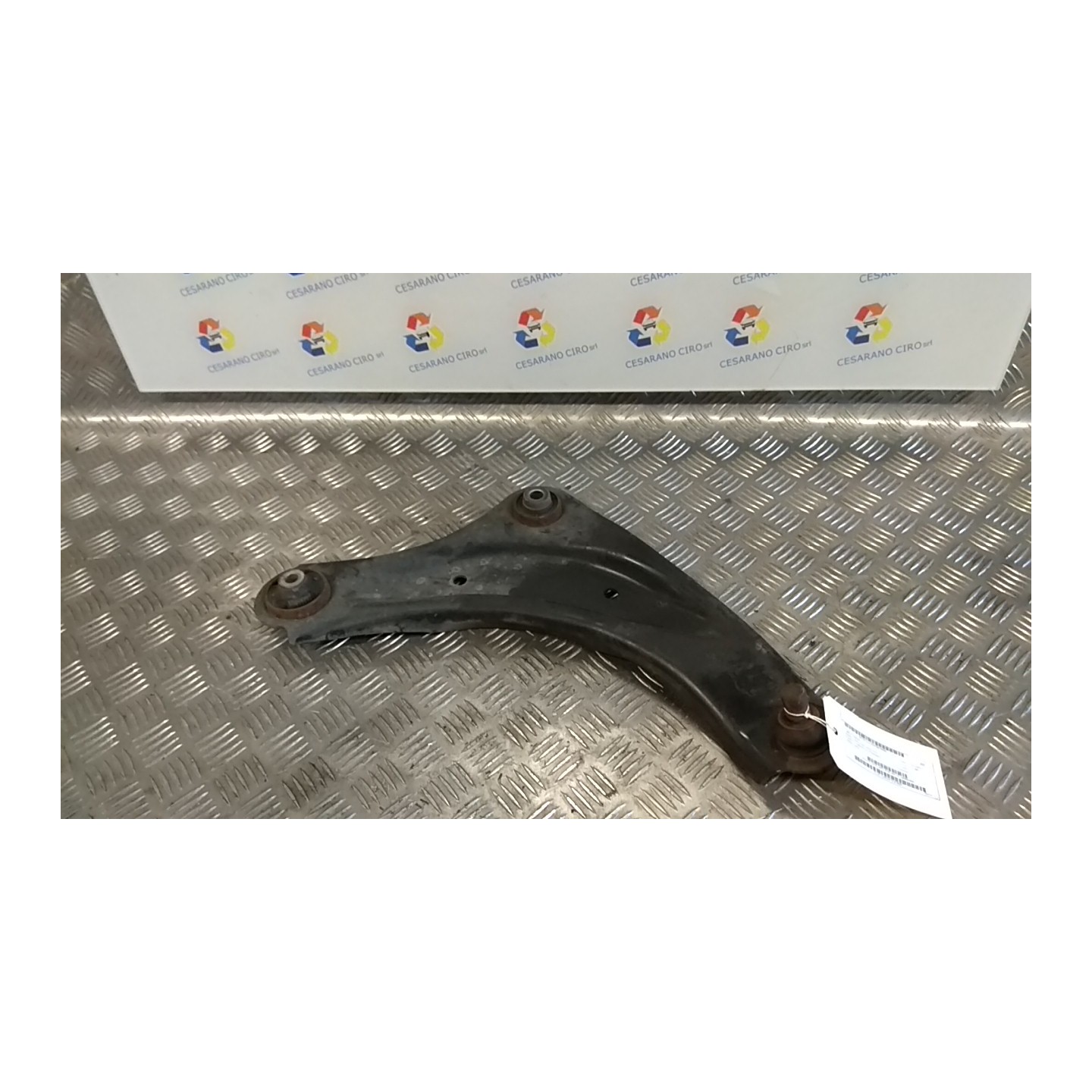 BRACCIO OSCILLANTE SOSP. ANT. DX. 008 NISSAN JUKE (F15E) (10/10-12/18) HR16 54500BA60A