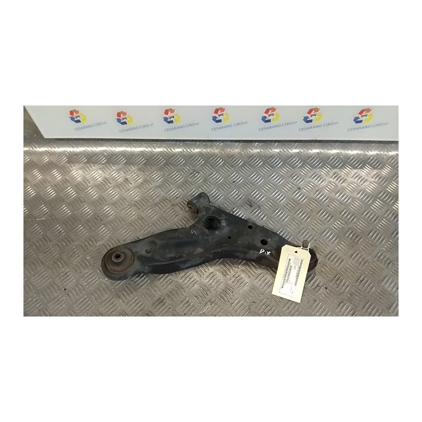 BRACCIO OSCILLANTE SOSP. ANT. DX. 040 NISSAN PIXO (UA0) (04/09-) K10B 545294A00D