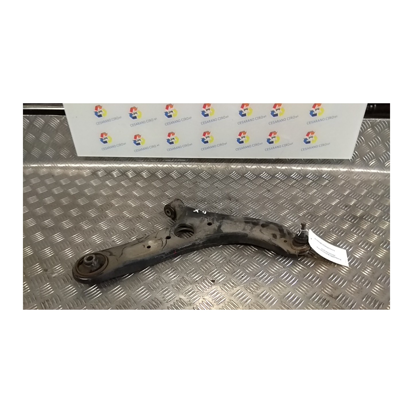 BRACCIO OSCILLANTE SOSP. ANT. DX. 040 HYUNDAI VELOSTER (07/11-) G4FD 545013X000