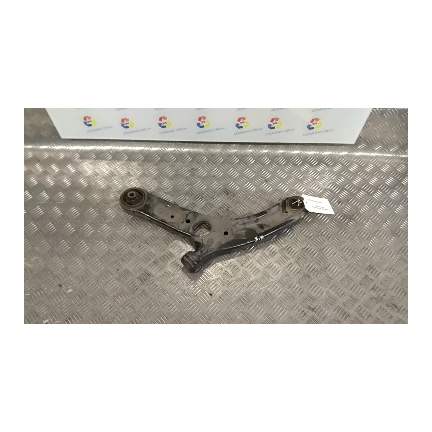 BRACCIO OSCILLANTE SOSP. ANT. SX. 041 HYUNDAI VELOSTER (07/11-) G4FD 545003X000