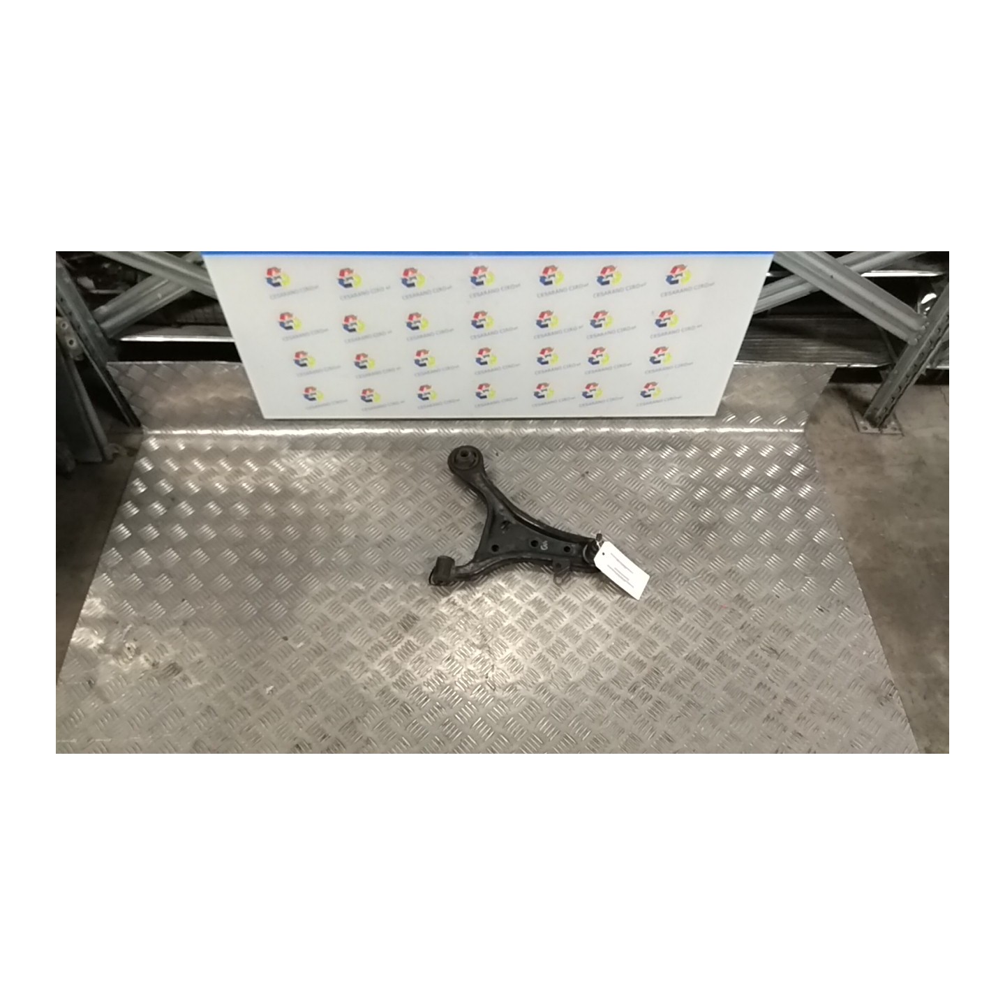 BRACCIO OSCILLANTE SOSP. ANT. DX. 063 TOYOTA IQ (01/09-12/14) 1KRFE 4806879015