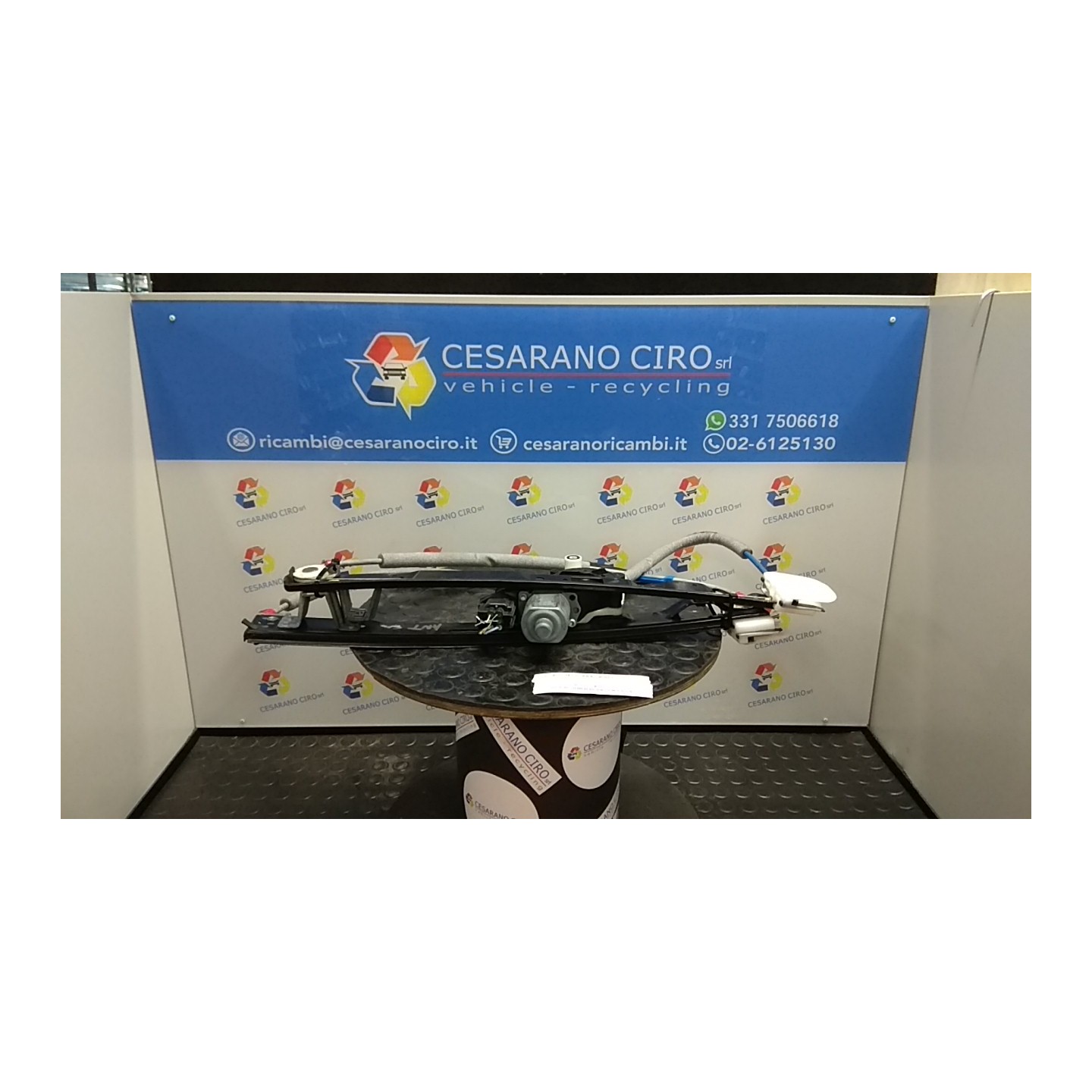 ALZACRISTALLO ELETTR. PORTA ANT. SX. 019 FORD B-MAX (CB2) (07/12-) XUJB 1891065