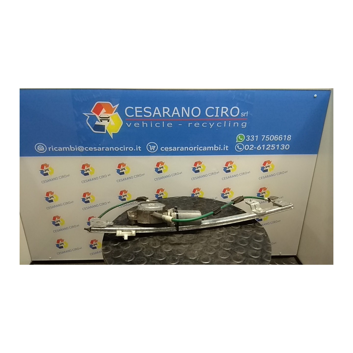 ALZACRISTALLO ELETTR. PORTA ANT. DX. 020 FIAT PUNTO 1A SERIE (11/93-10/99) 176B4000 46736432