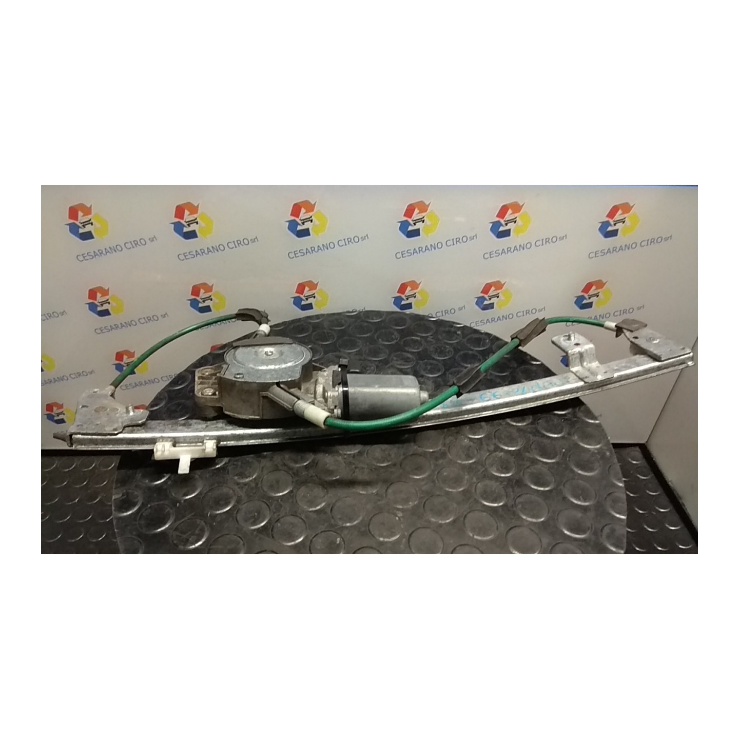 ALZACRISTALLO ELETTR. PORTA ANT. DX. 020 FIAT PUNTO 1A SERIE (11/93-10/99) 176B4000 46736432
