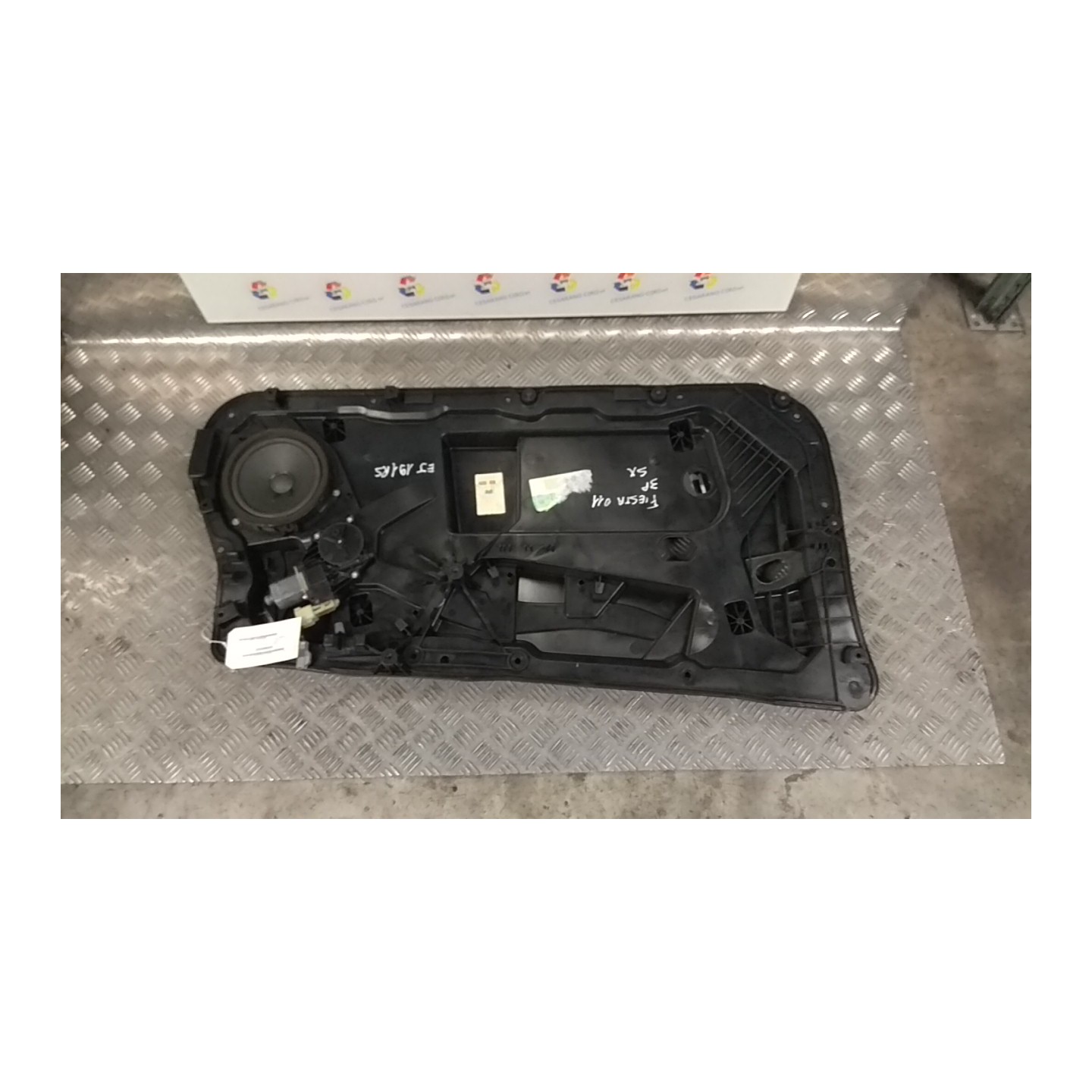 ALZACRISTALLO ELETTR. PORTA ANT. SX. 026 FORD FIESTA (CB1) (09/08-) STJB 1674681