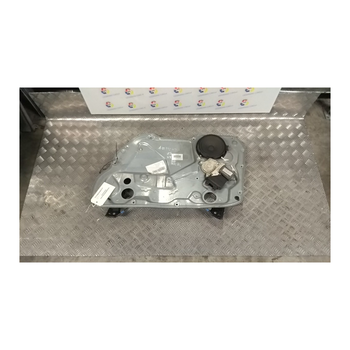 ALZACRISTALLO PORTA ANT. DX. 042 SEAT IBIZA (6L) (12/01-08/09) ATD 6L4837462