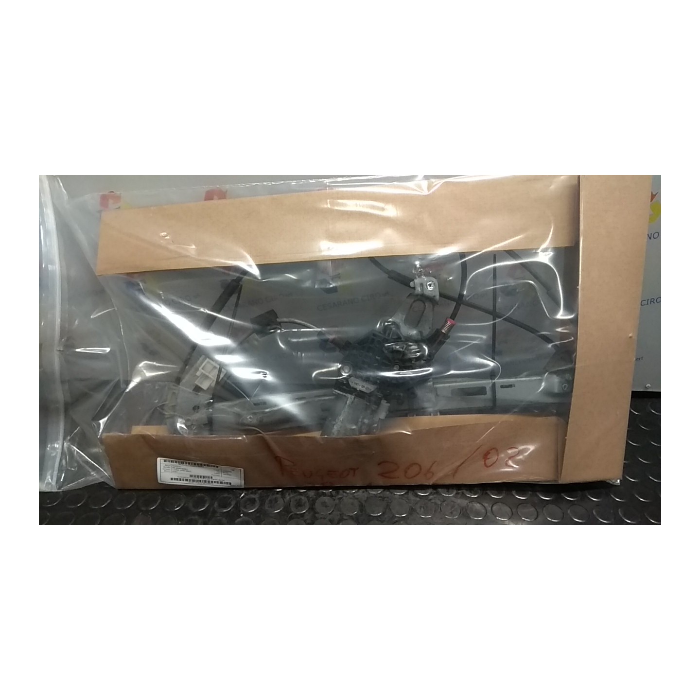 ALZACRISTALLO ELETTR. PORTA ANT. C/M SX. 054 PEUGEOT 206 (09/98-06/09) KFW 9221E5