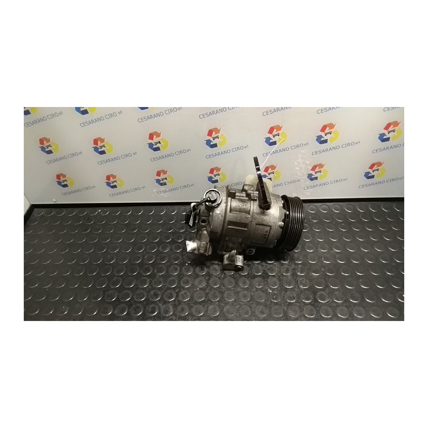 COMPRESSORE A/C 030 VOLKSWAGEN POLO (9N) (10/01-03/05) ATD 6Q0820803D