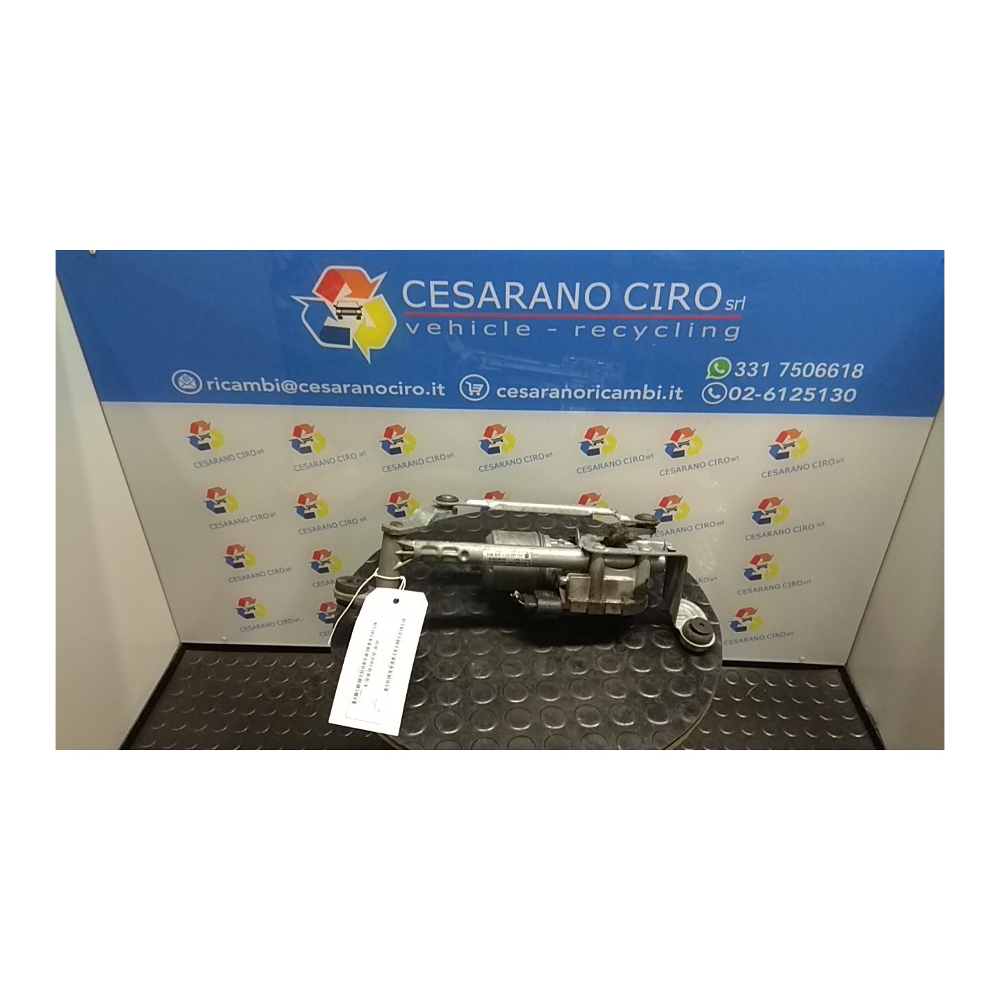 MECCANISMO TERGIPARABREZZA CON MOTORINO SX. 065 VOLKSWAGEN GOLF PLUS (5M) (01/05-04/09) BKC 5M0955023E