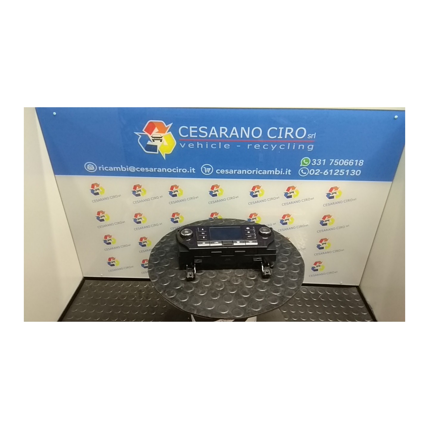 BLOCCO COMANDI MULTIFUNZIONI P/SIST MONITORAGGIO PNEUMATICI 080 OPEL MERIVA (S10) (04/10-) A14XER 13288074