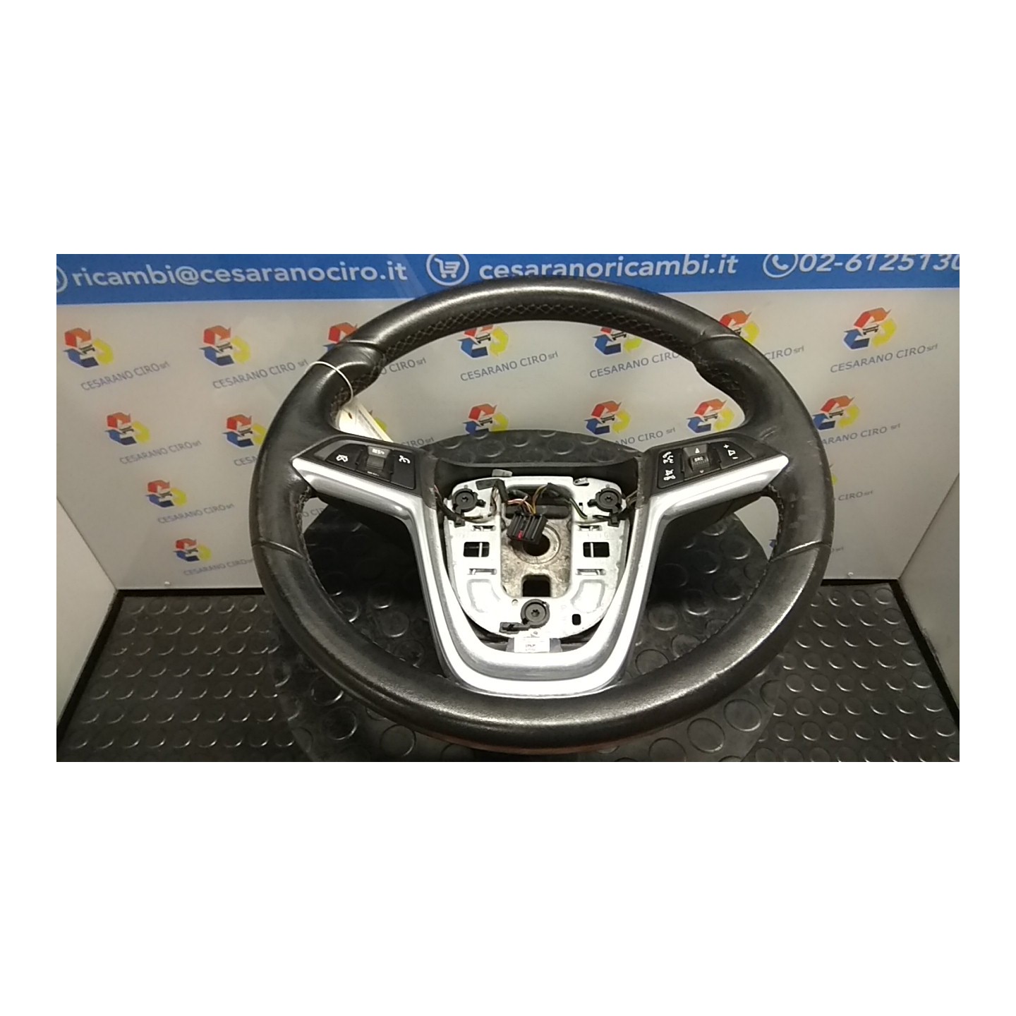 VOLANTE 085 OPEL MERIVA (S10) (04/10-) A14XER 13351024
