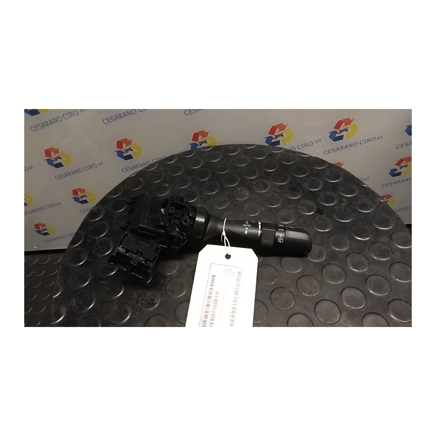 BLOCCO COMANDI TERGICRISTALLI 003 TOYOTA YARIS (03/17-) 1NZ 846520D180