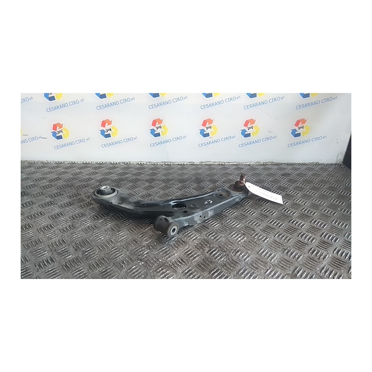 BRACCIO OSCILLANTE SOSP. ANT. SX. 050 FIAT PANDA CROSS (33) (09/14-) 312A7000 51957401