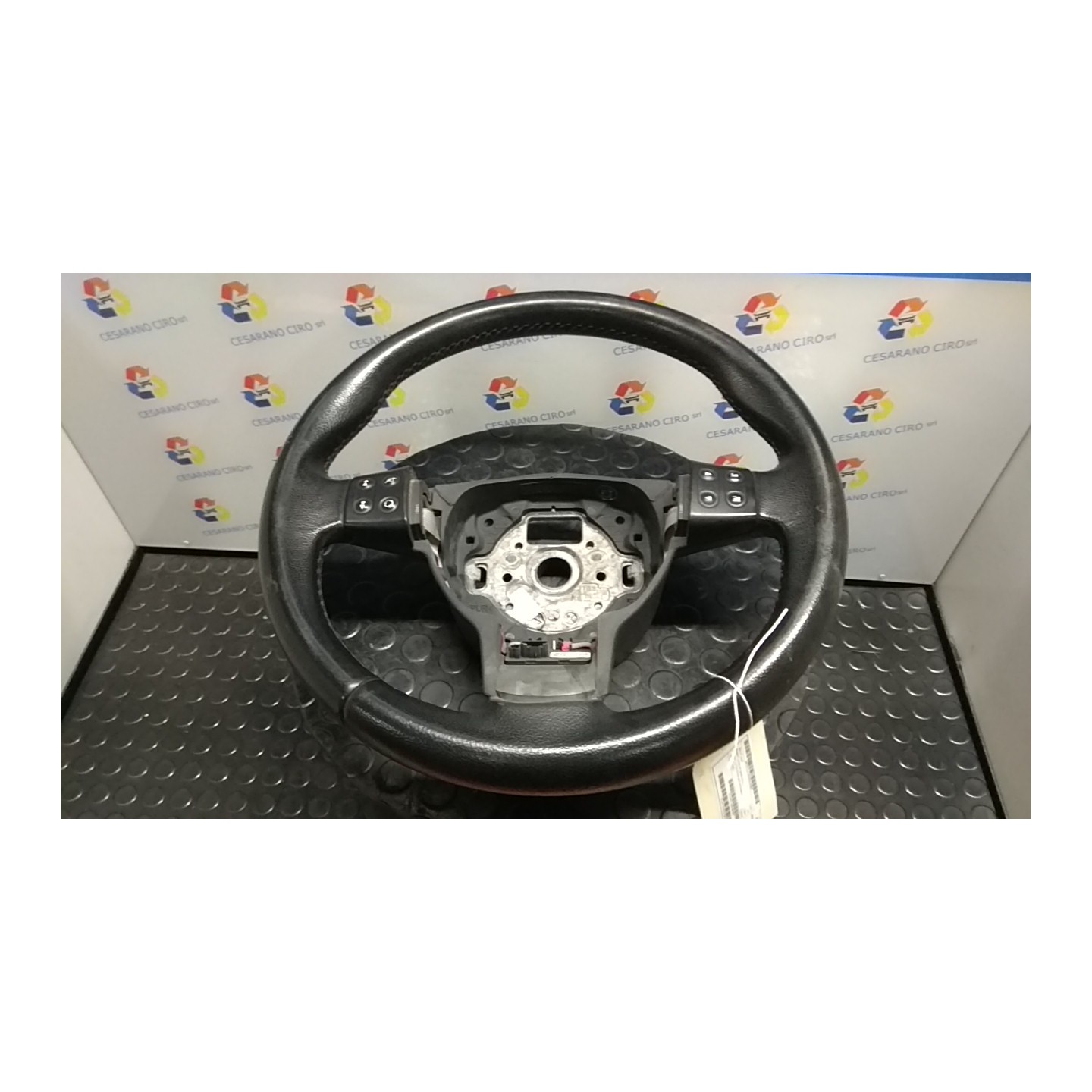 VOLANTE 053 SEAT LEON (1P) (06/05-02/13) BXE 7N5419091B0T