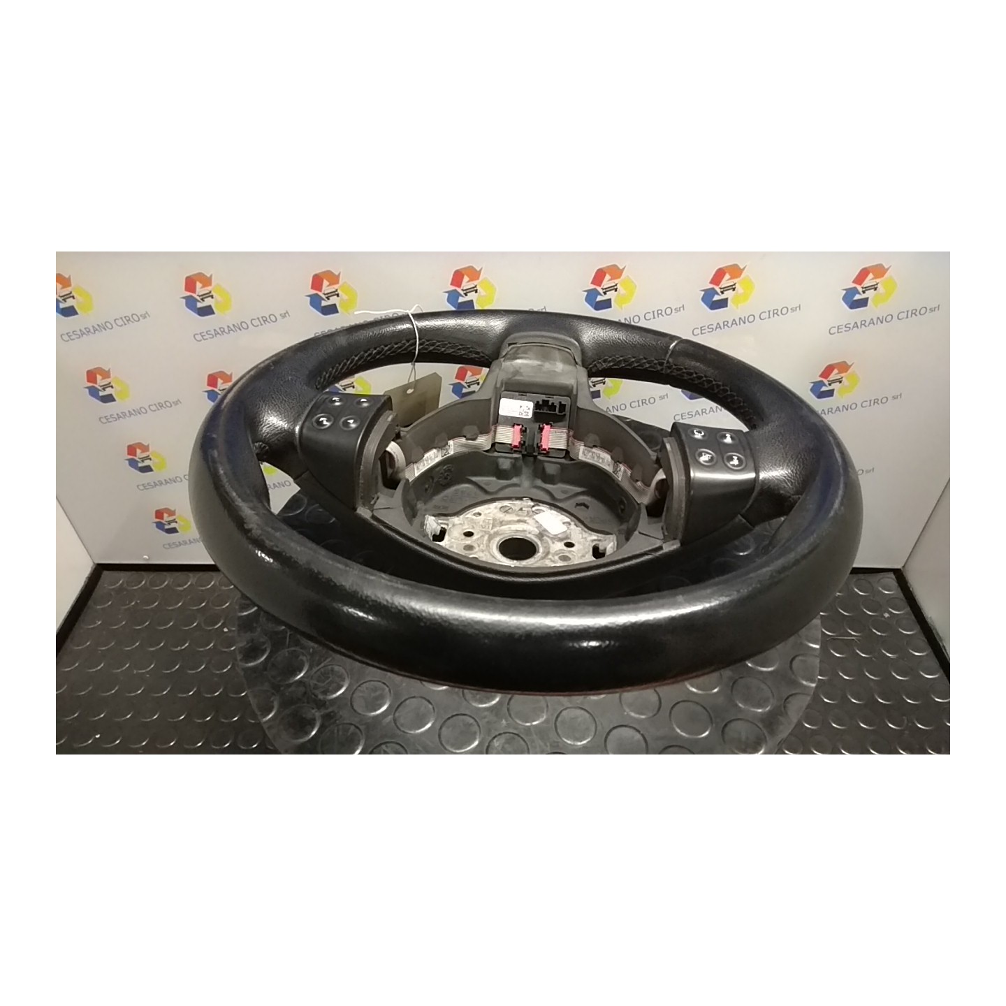 VOLANTE 053 SEAT LEON (1P) (06/05-02/13) BXE 7N5419091B0T