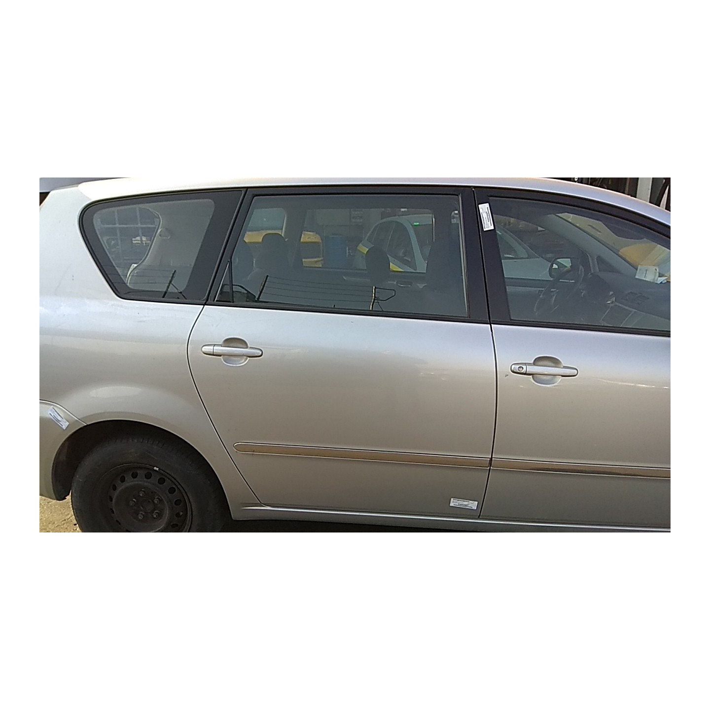 PORTA POST. DX. 039 TOYOTA AVENSIS VERSO (09/01-11/03) 1CDFTV 6700344060