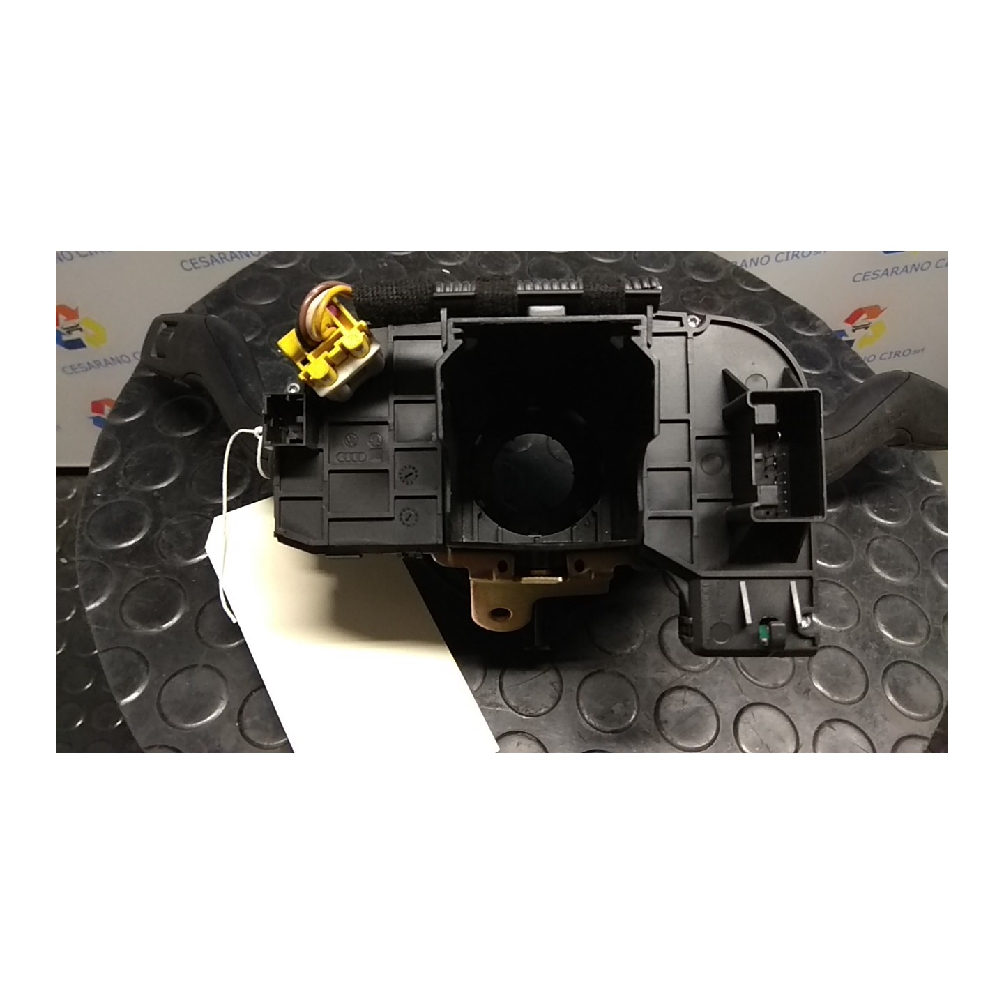 DEVIOGUIDASGANCIO COMPL. 077 AUDI A6 (4F) (03/04-06/09) BAT NB3431003031014