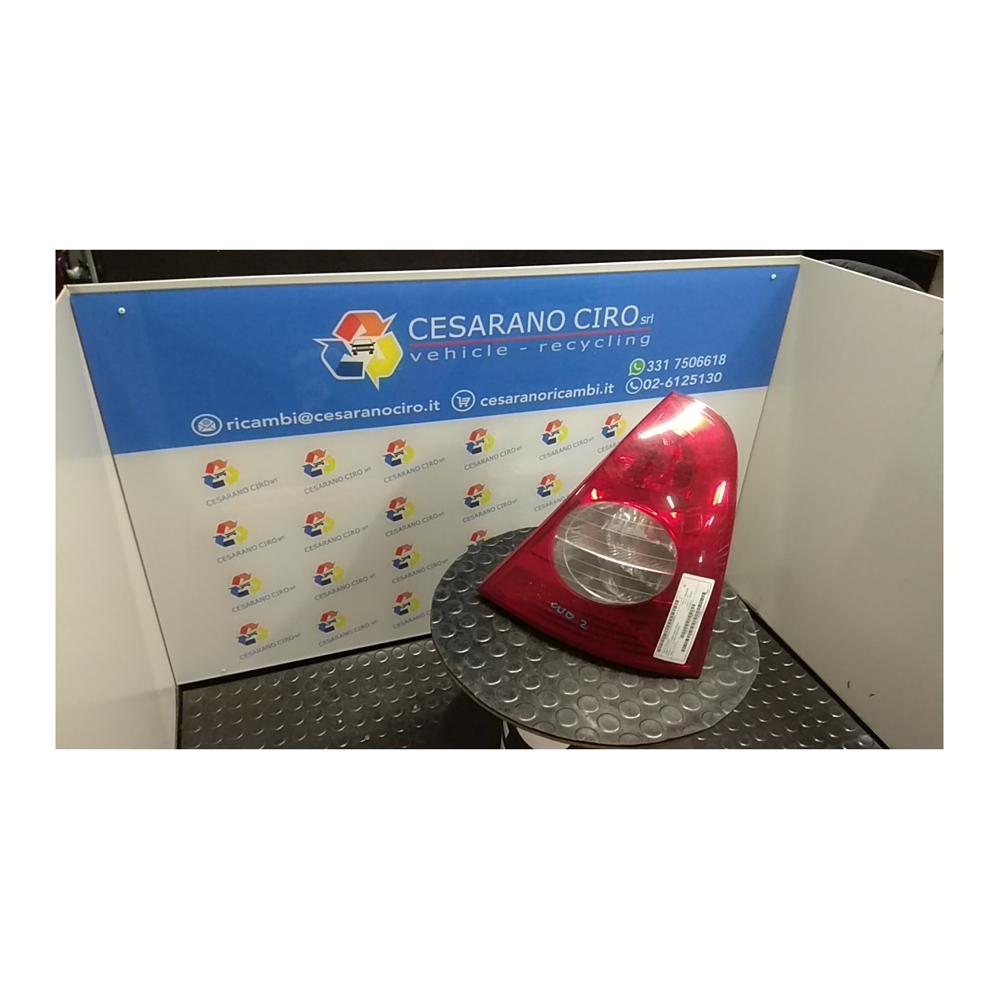 FANALE POST. DX. 101 RENAULT CLIO 2A SERIE (05/01-11/10) D4FB7 8200917487