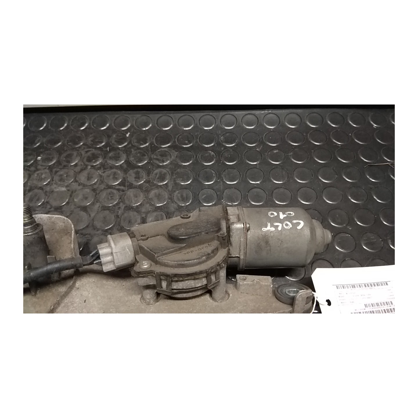 MECCANISMO TERGIPARABREZZA CON MOTOR 022 MITSUBISHI COLT 7A SERIE (06/04-12/09) 135950 8250A225