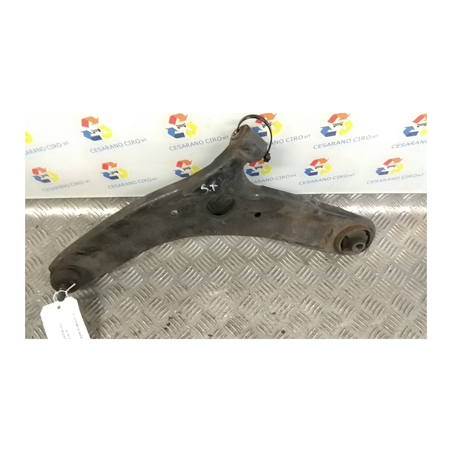 BRACCIO OSCILLANTE SOSP. ANT. SX. 106 KIA VENGA (01/10-) D4FC 545001P000