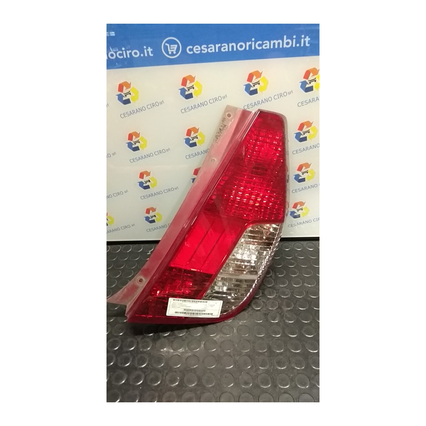 FANALE POST. DX. 082 HYUNDAI I10 (02/08-06/14-) G4HG 924020X020