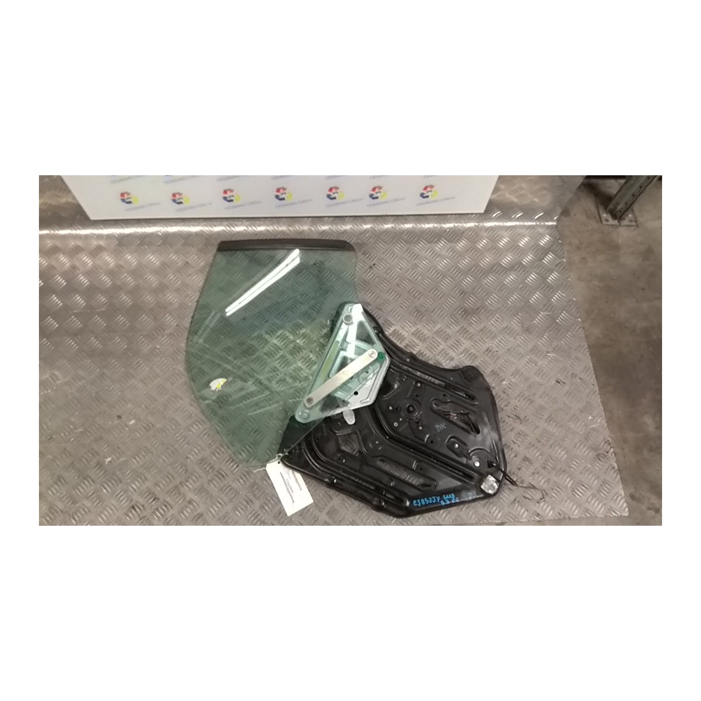 ALZACRISTALLO PARAFANGO POST. DX. 092 SAAB 9.3 2A SERIE (08/02-) B207L 12832864