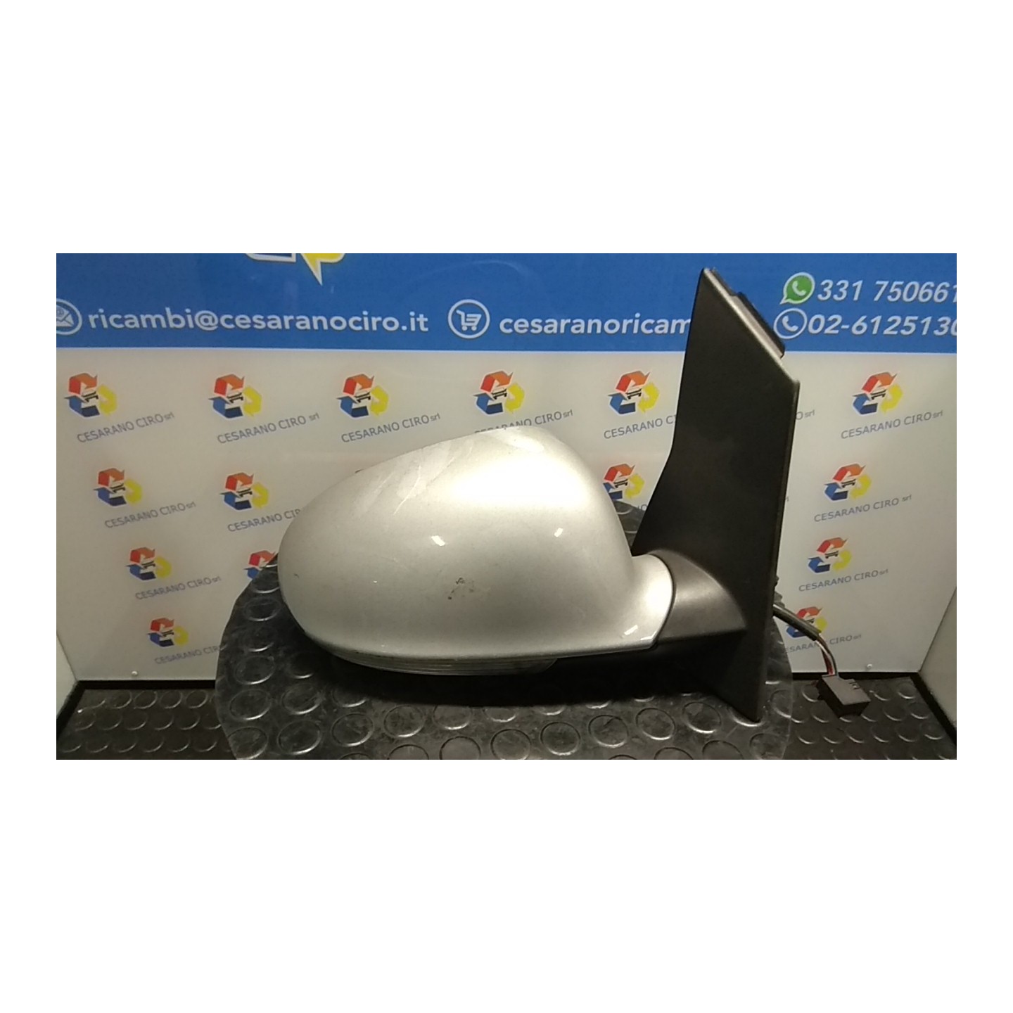 RETROVISORE EST. REGOLAZ. ELETTR. DX. 040 VOLKSWAGEN GOLF PLUS (5M) (01/05-04/09) BXE 5M1857508AP9B9