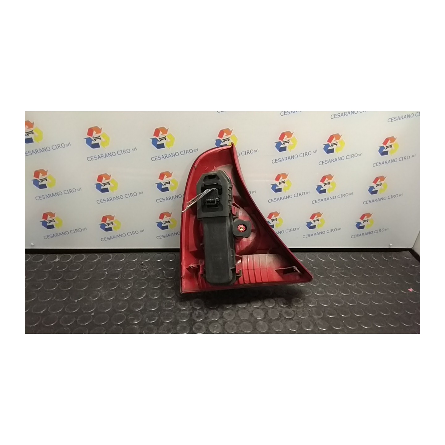 FANALE POST. DX. 037 RENAULT CLIO 2A SERIE (05/01-11/10) D7FG7 8200917487