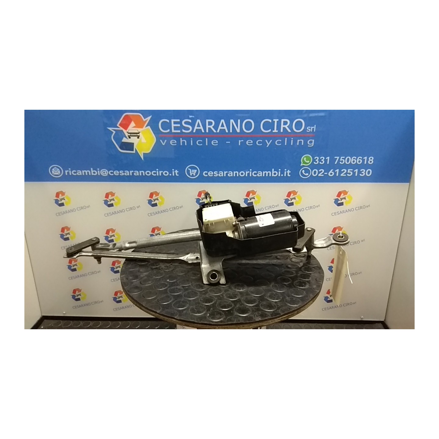 MECCANISMO TERGIPARABREZZA CON MOTORINO 065 FIAT PUNTO 1A SERIE (11/93-10/99) 176B2000 NB3753006022059