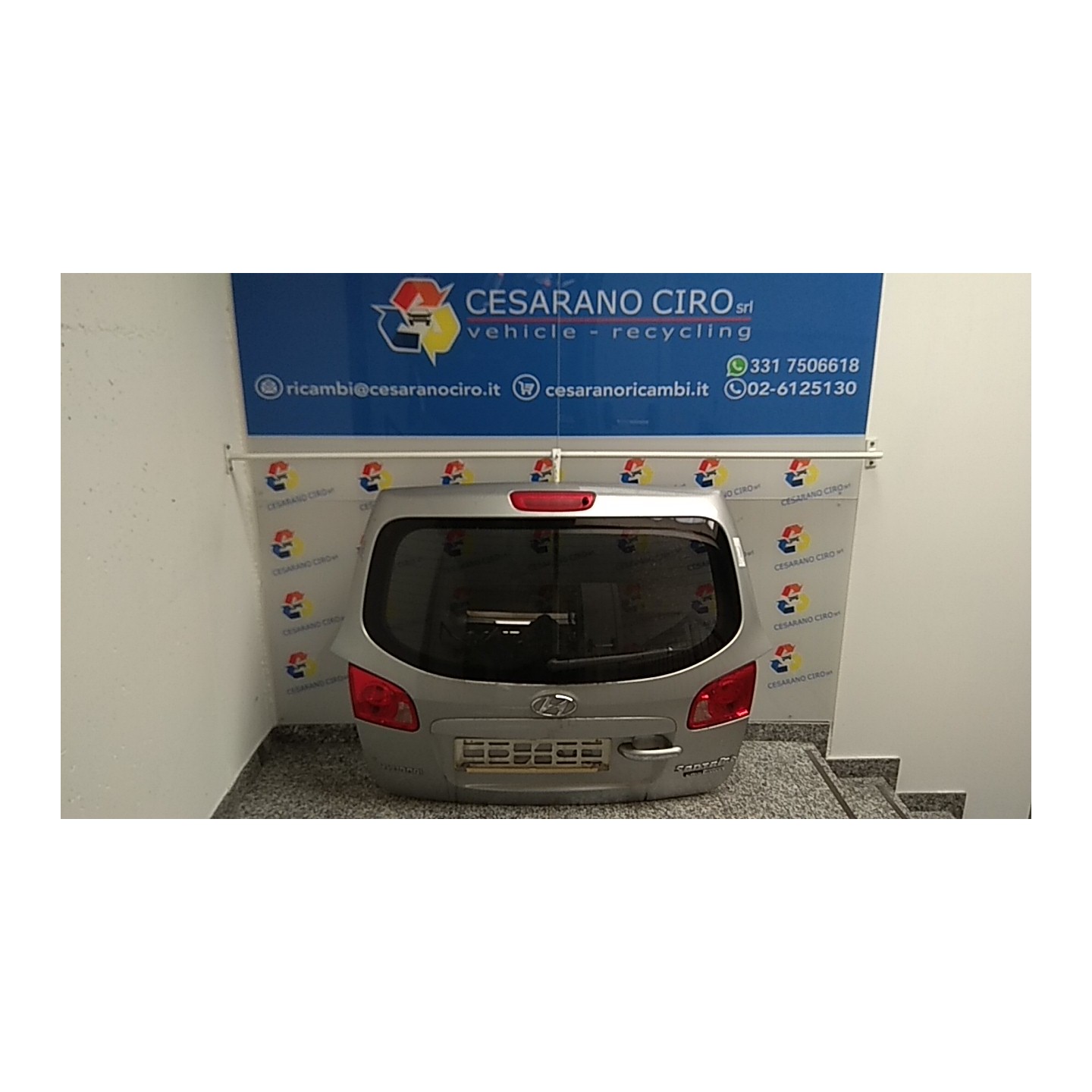 PORTELLO POST. 002 HYUNDAI SANTA FE 2A SERIE (03/06-12/10 D4EB 737002B180
