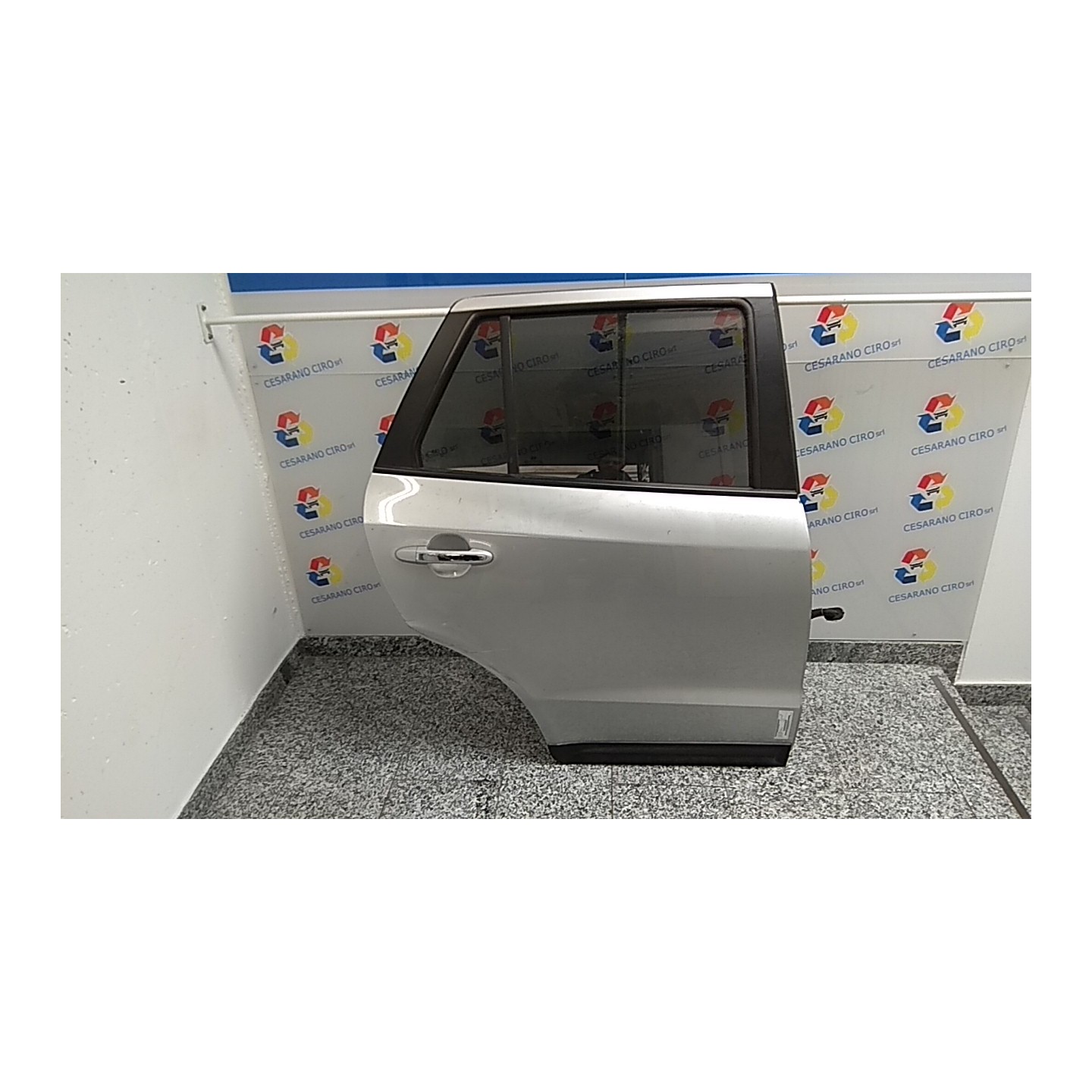 PORTA POST. GLS DX. 004 HYUNDAI SANTA FE 2A SERIE (03/06-12/10 D4EB 770032B030