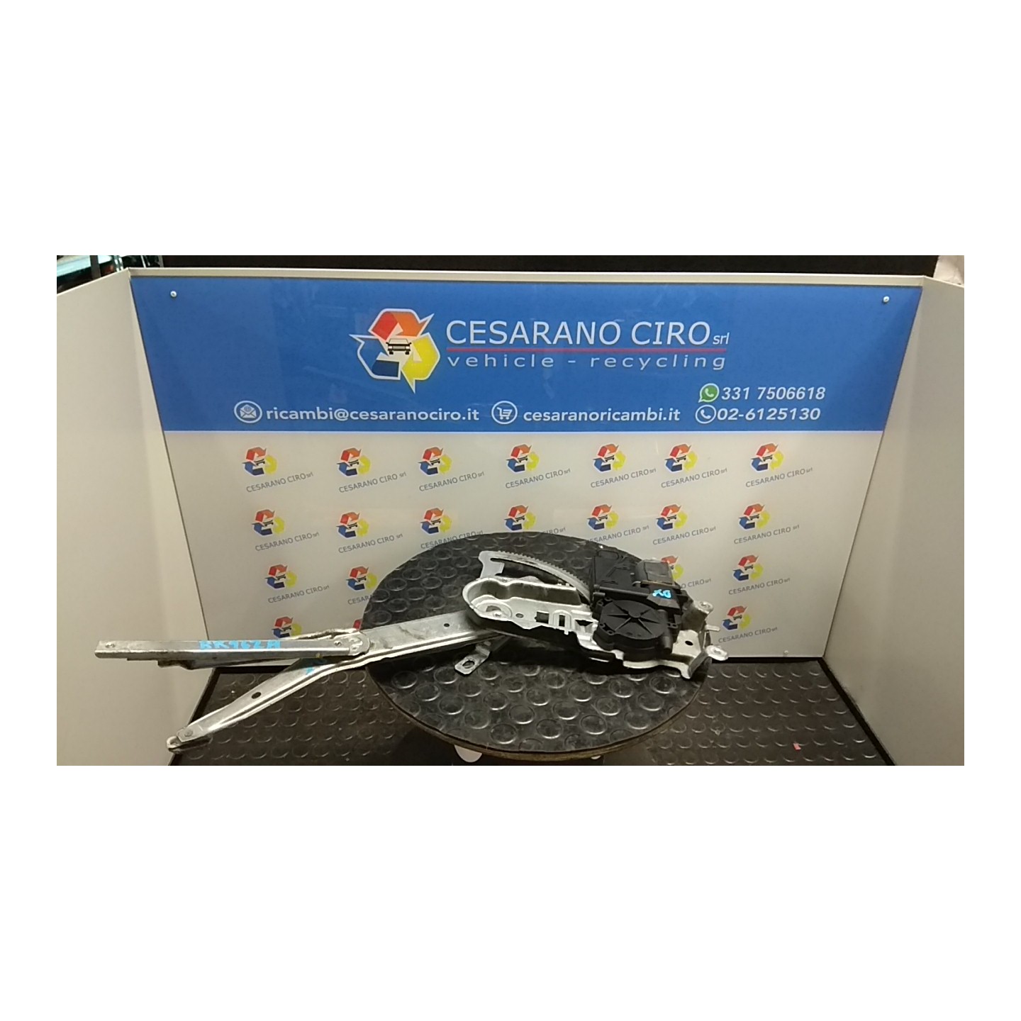 ALZACRISTALLO ELETTR. PORTA ANT. DX. 229 OPEL CORSA (X01) (10/00-06/06) Z10XE 93186825