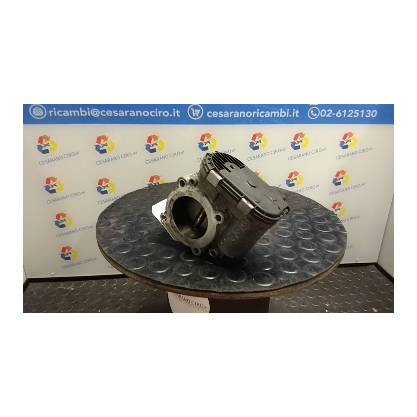 CORPO FARFALLATO 006 ALFA ROMEO 147 (W8) (08/00-01/06) AR37203 77363353