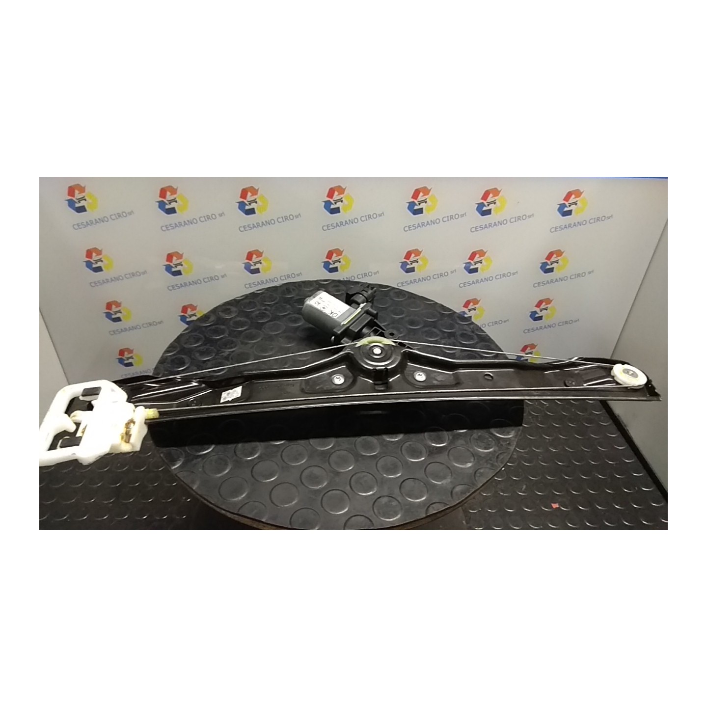 ALZACRISTALLO PORTA POST. DX. 054 FIAT PANDA CROSS (33) (09/14-) 312A7000 51983618