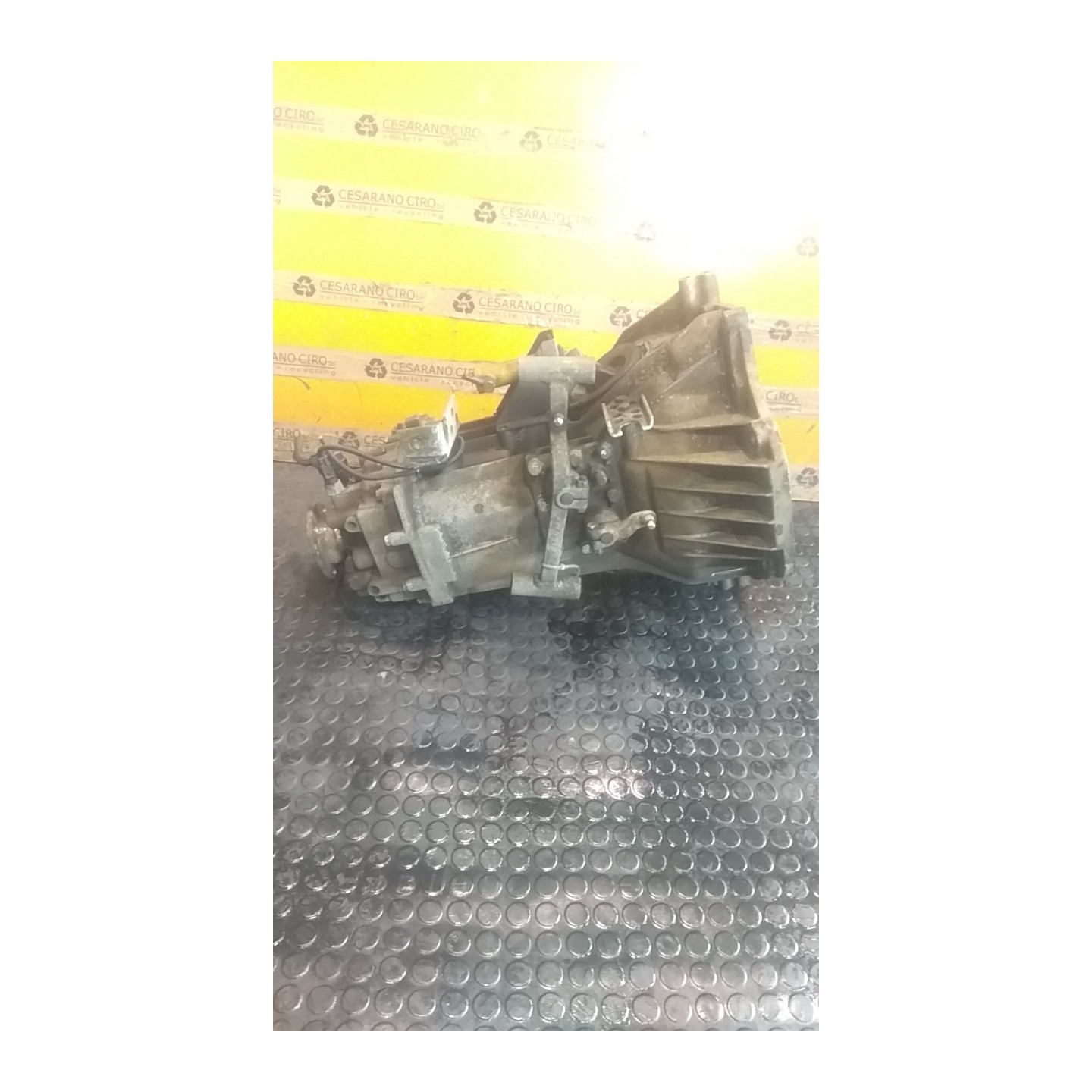 CAMBIO COMPL. 052 IVECO NEW DAILY (05/96-00) 814043 8868483