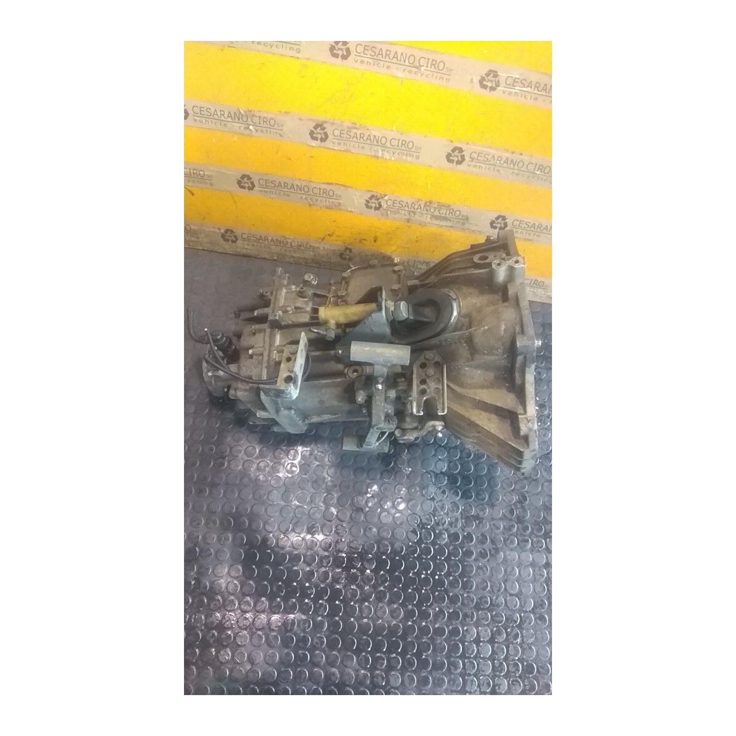 CAMBIO COMPL. 052 IVECO NEW DAILY (05/96-00) 814043 8868483