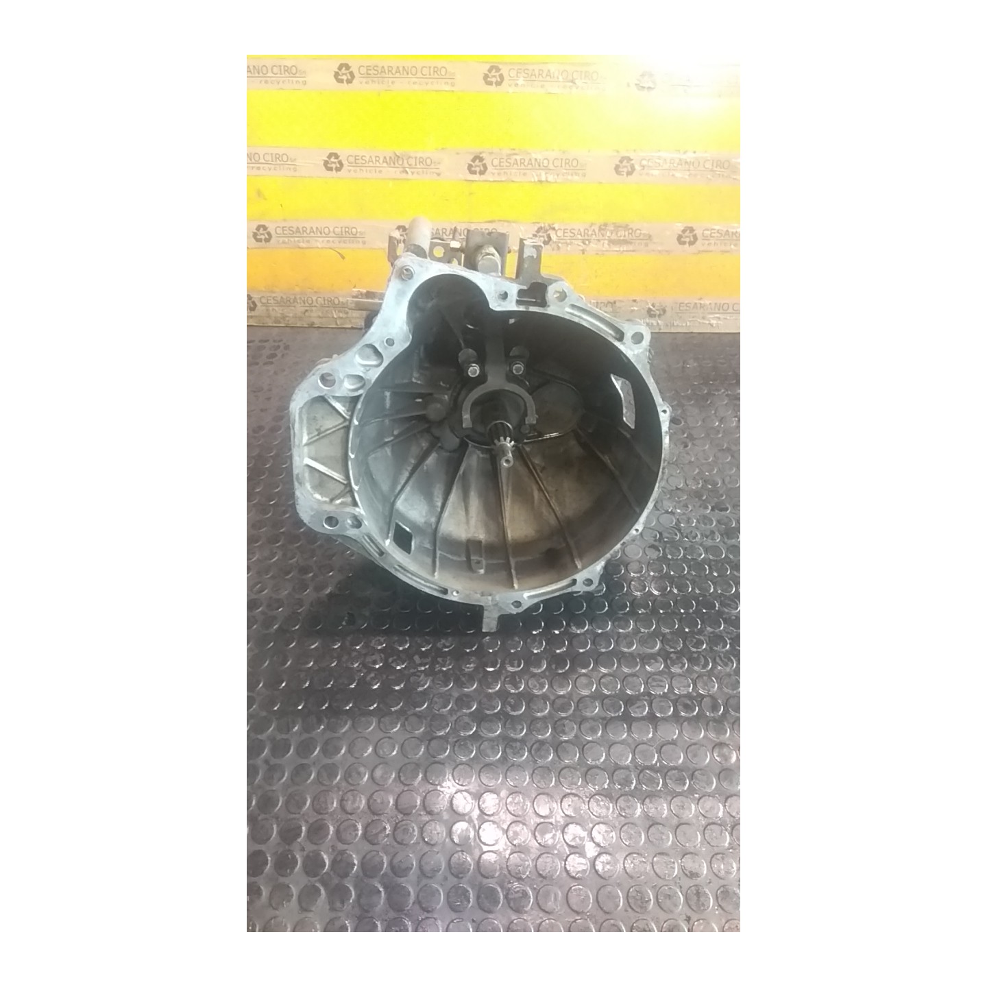 CAMBIO COMPL. 052 IVECO NEW DAILY (05/96-00) 814043 8868483