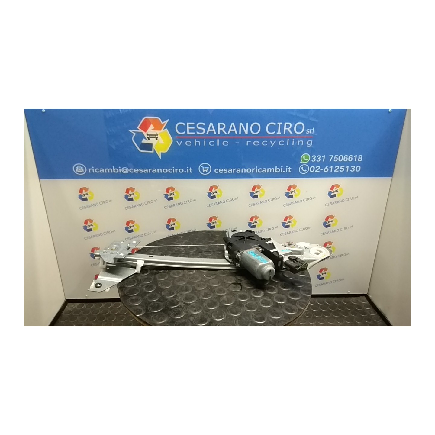 ALZACRISTALLO ELETTR. PORTA ANT. DX. 047 PEUGEOT 307 (04/01-12/06) NFU 9222J9