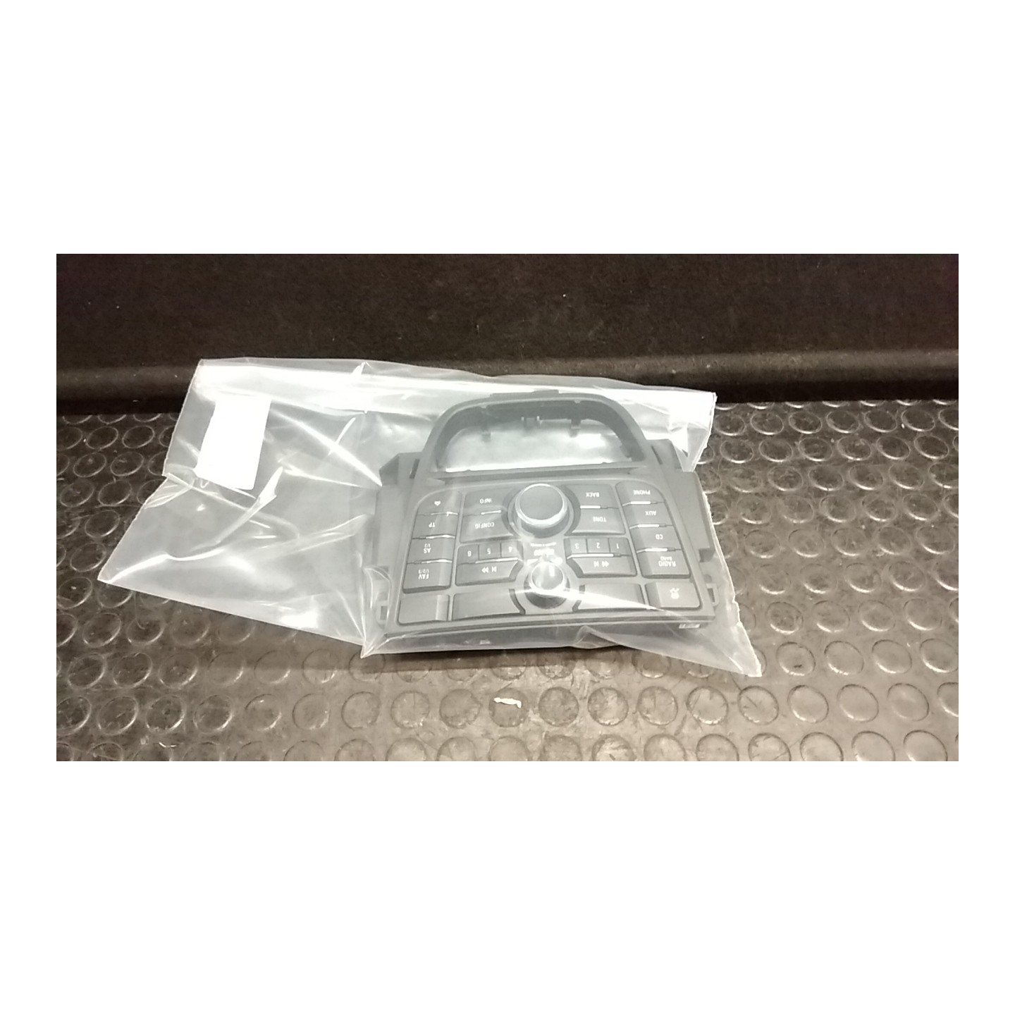 BLOCCO COMANDI AUTORADIO 109 OPEL ASTRA (P10) (10/09-) A17DTR 13268686