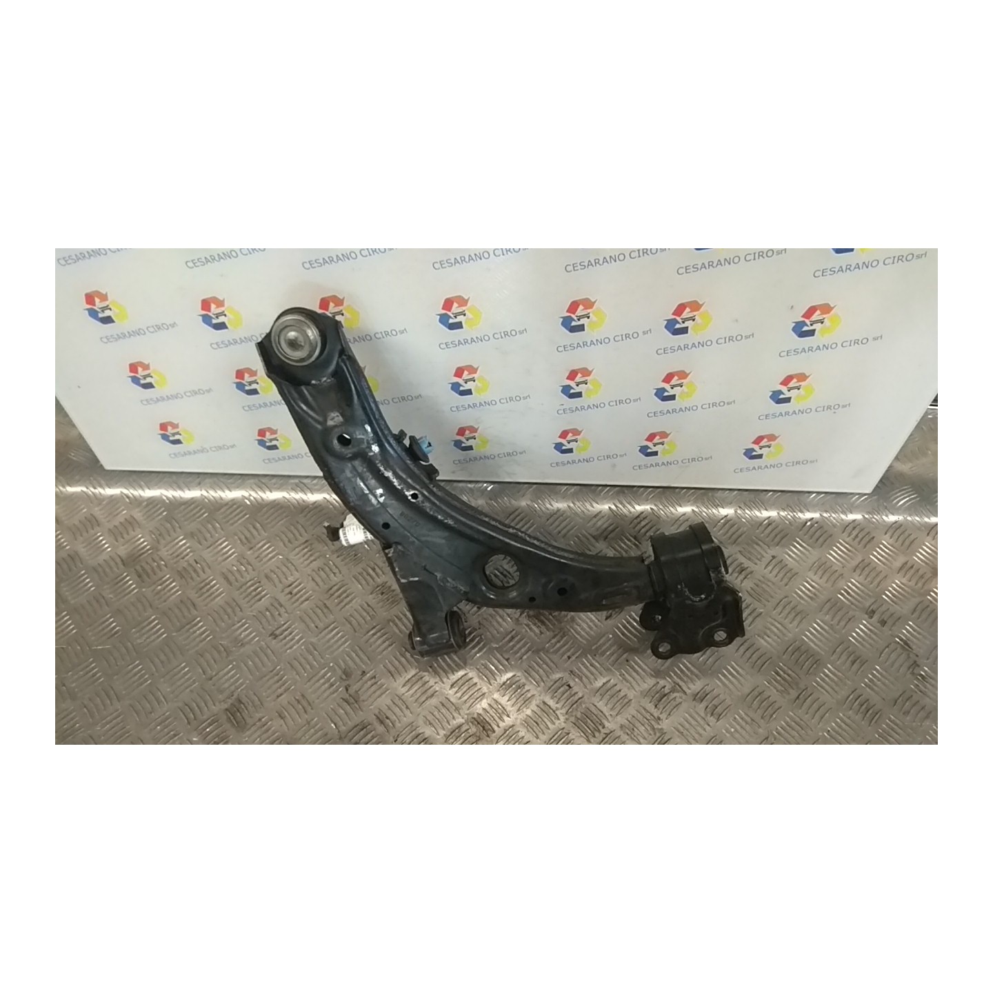 BRACCIO OSCILLANTE SOSP. ANT. SX. 151 MAZDA CX-7 (09/09-12/13) R2 EH6434350A