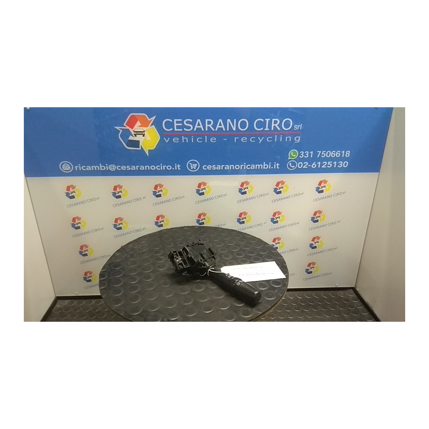 BLOCCO COMANDI TERGICRISTALLI 097 TOYOTA AVENSIS VERSO (09/01-11/03) 1CDFTV 8465228640